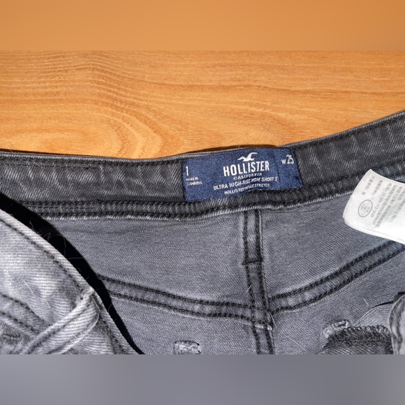 hollister shorts - Picture 2 of 3